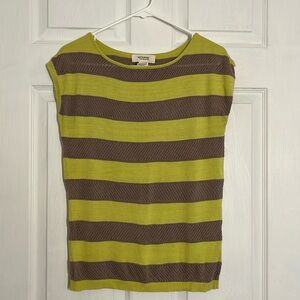 Short sleeve knit shirt